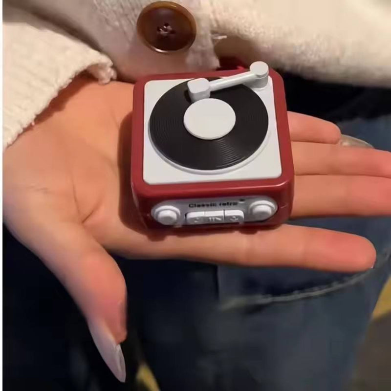 Vintage Mini Turntable Music Speaker